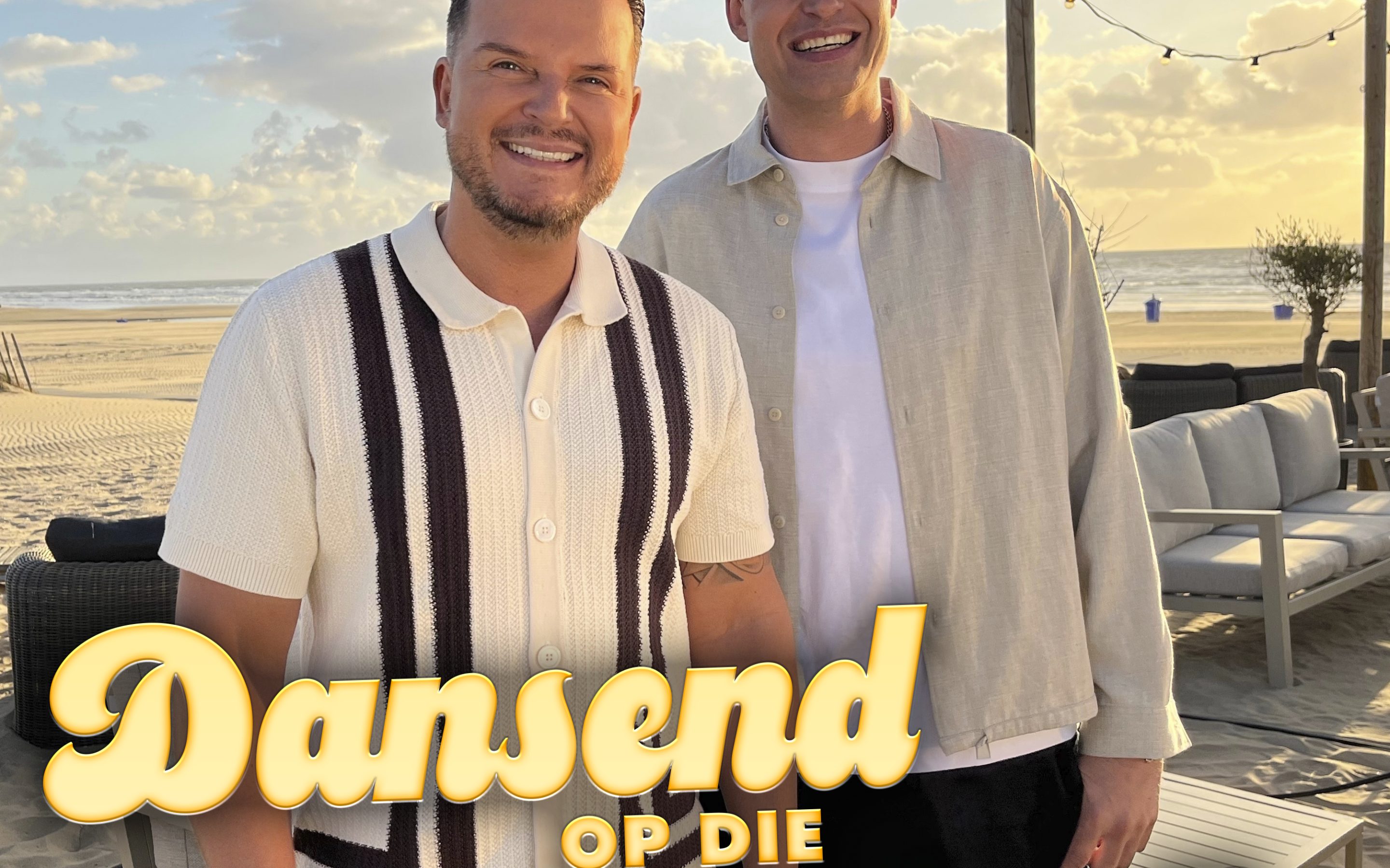 Mike Peterson & Lange Frans – Dansend Op Die Melodie
